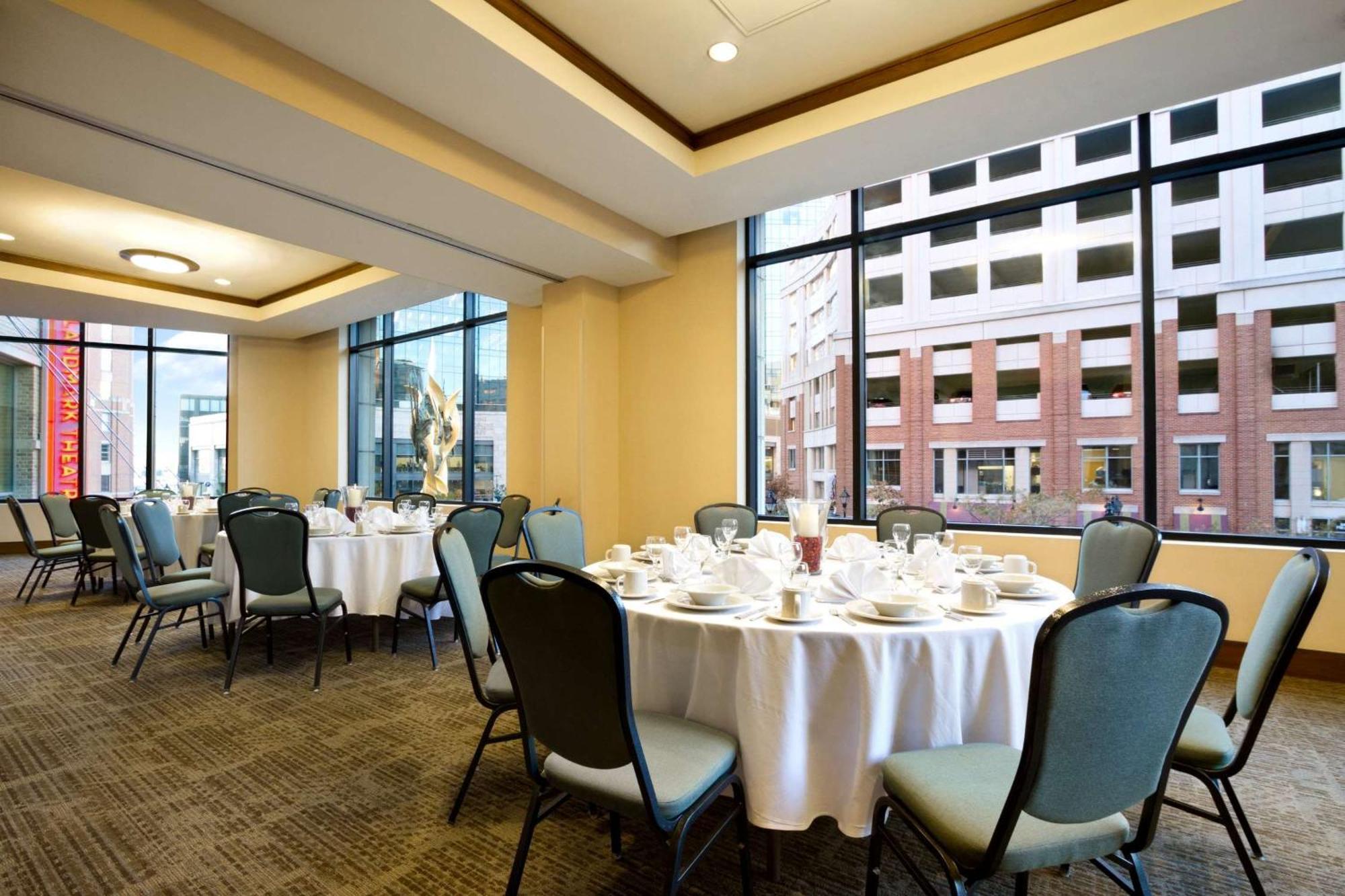 Hilton Garden Inn Baltimore Inner Harbor Dış mekan fotoğraf