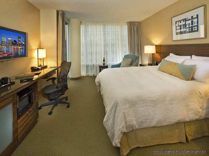 Hilton Garden Inn Baltimore Inner Harbor Oda fotoğraf